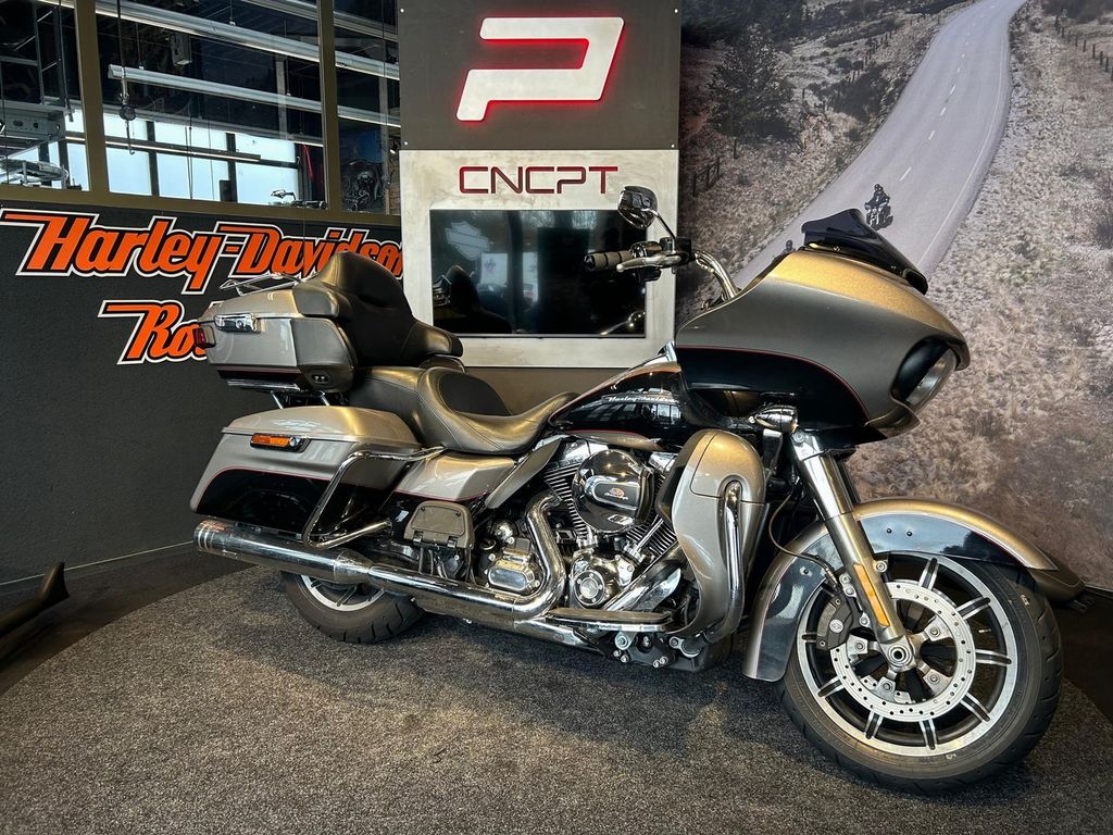  FLTRU Road Glide Ultra