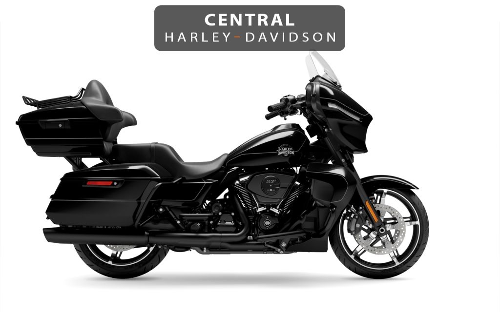  Street Glide  Ultra Blacked Out 117''