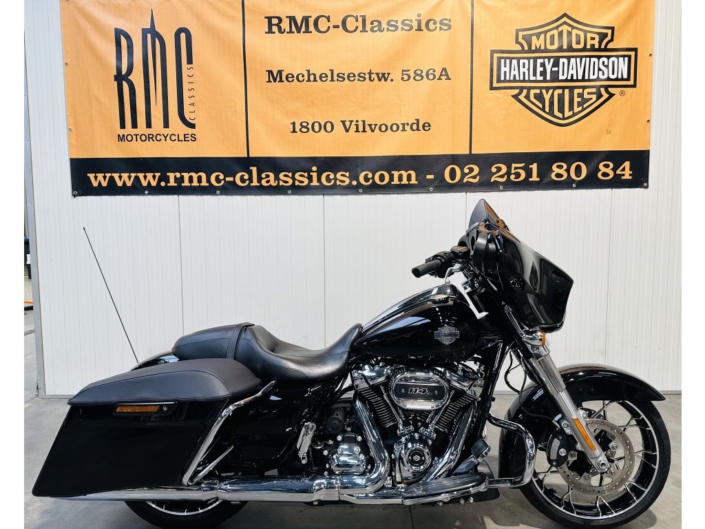  Tour Street Glide Special