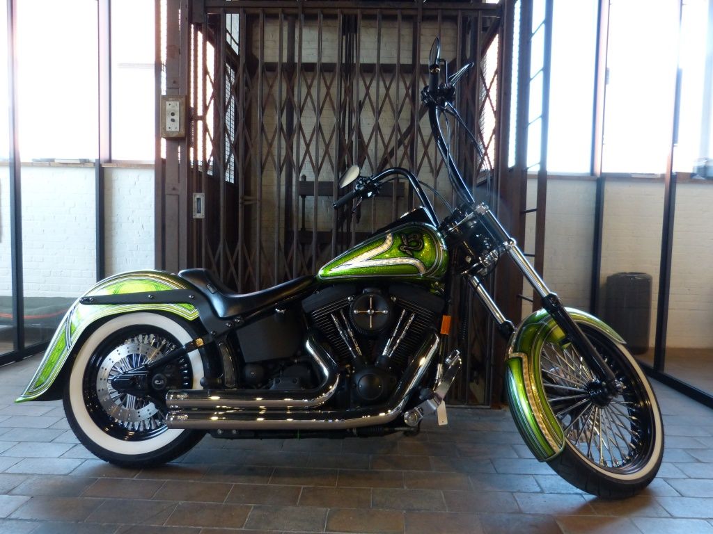  SOFTAIL Night Train