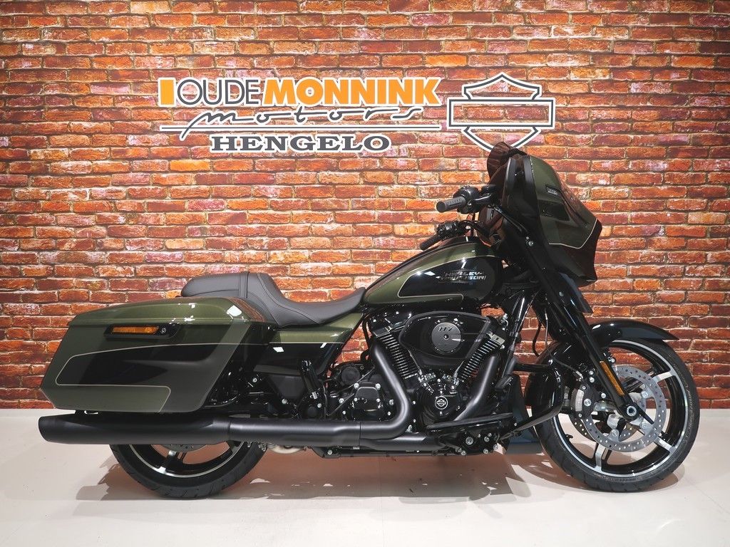  FLHX Street Glide 117