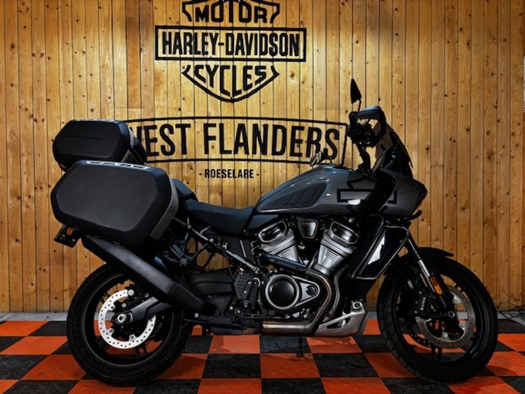  Pan America 1250 Special