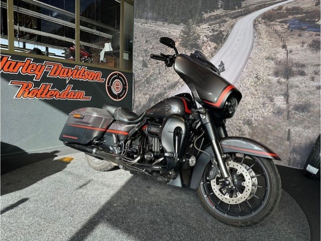  FLHXSE CVO STREET GLIDE - BTW verrekenbaar