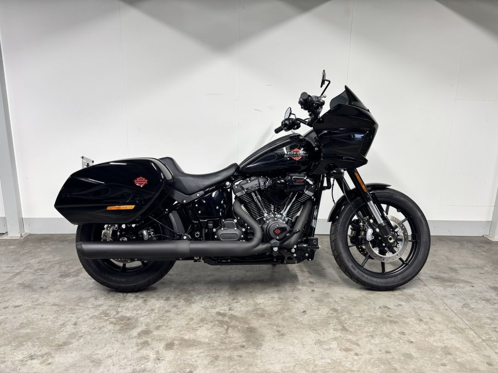  SOFTAIL FXLRST LOW RIDER ST