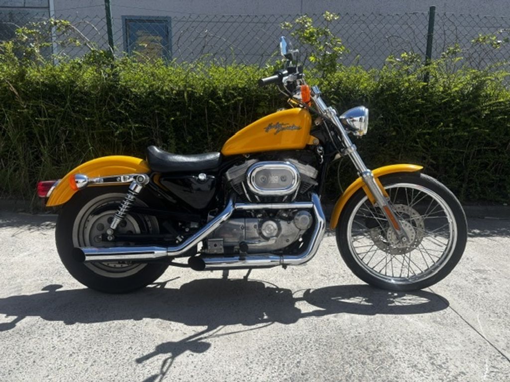  XL883C