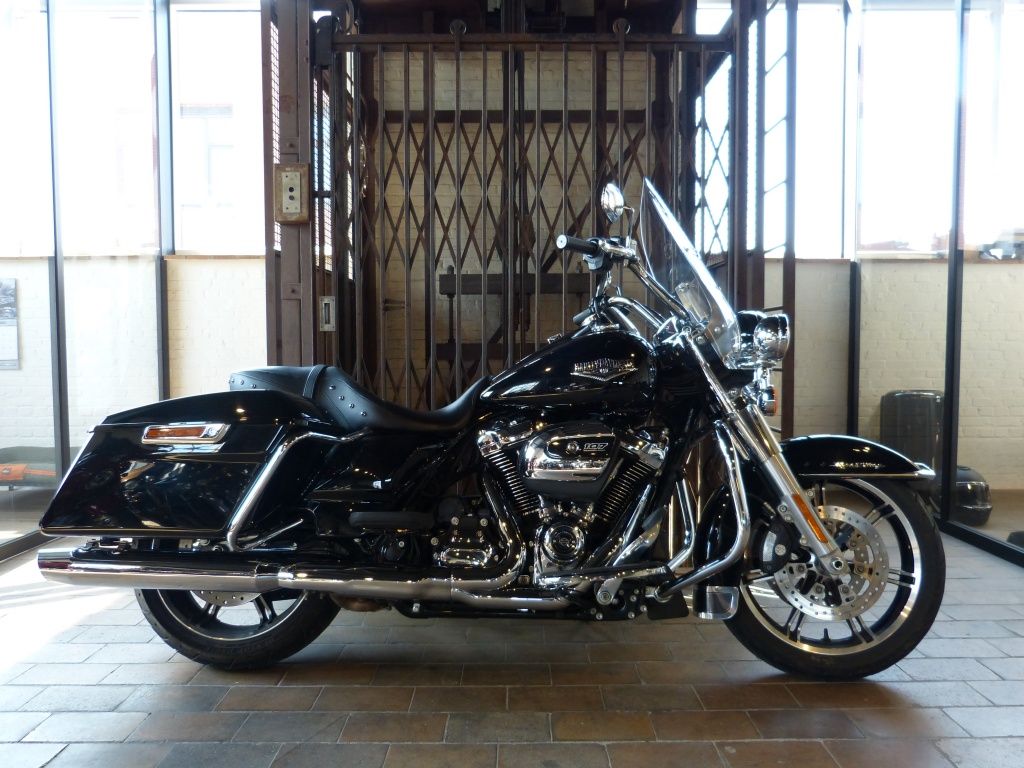  TOURING FLHR Road King