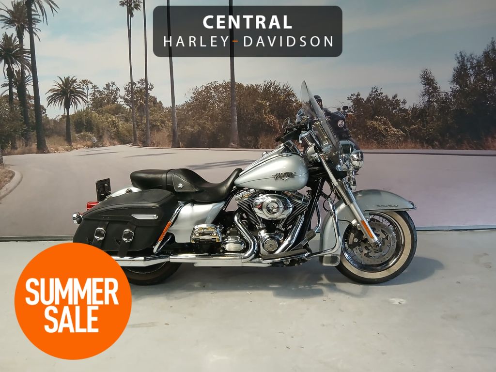  Road King 1690 FLHRC CLASSIC