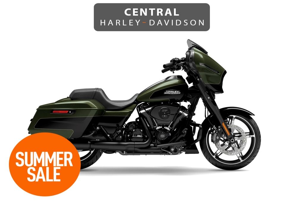  Street Glide 117'' Blacked Out
