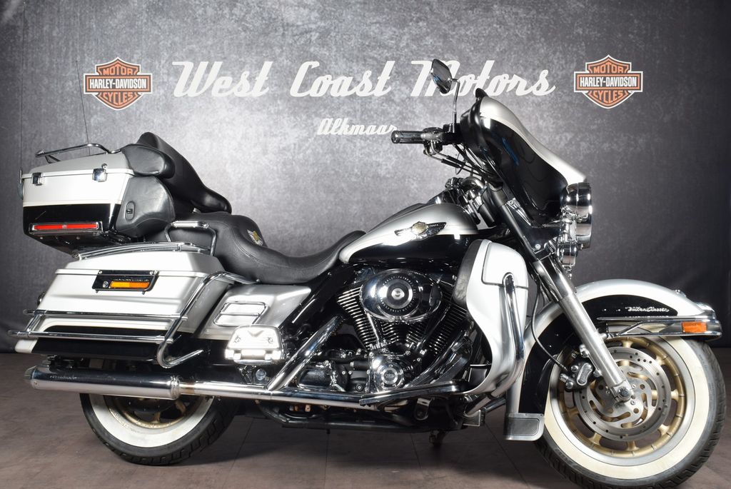  FLHTCU Electra Glide Ultra Anniversary
