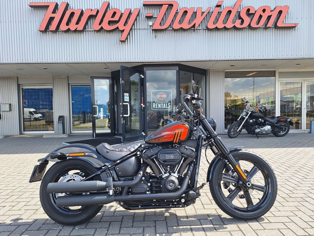  FXBBS Street Bob 114