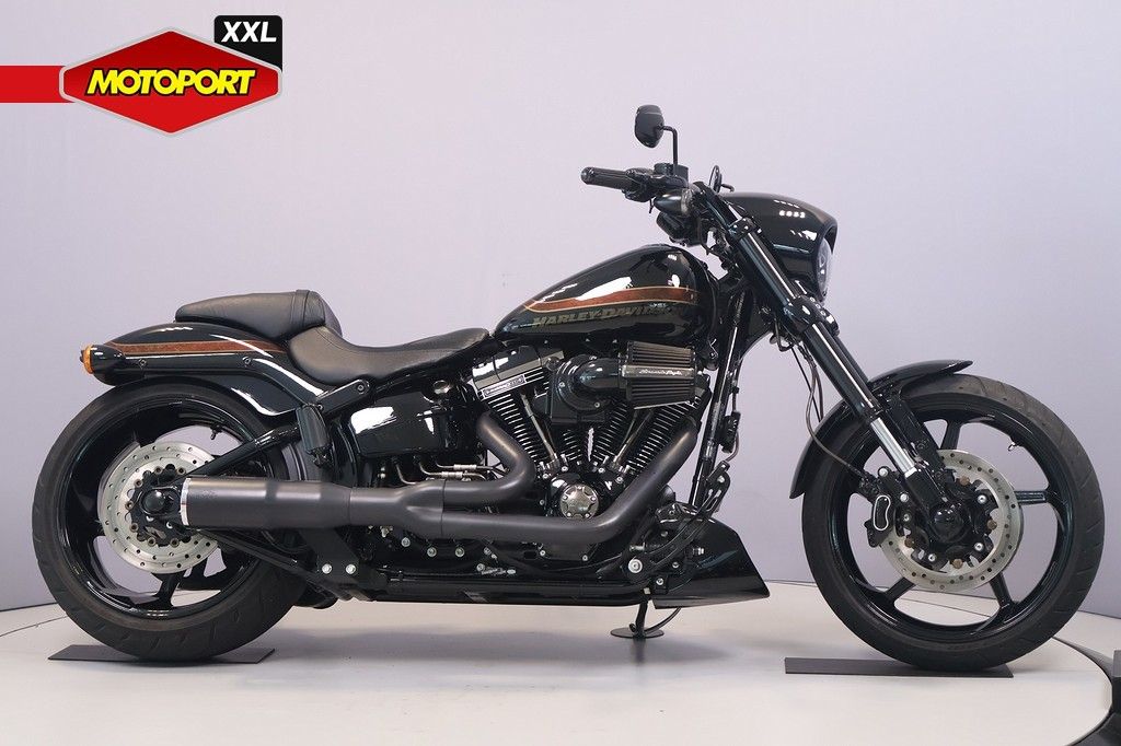  PRO STREET BREAK OUT CVO