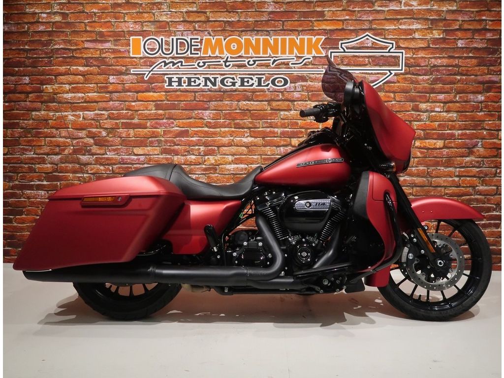  FLHXS Street Glide Spec. 114