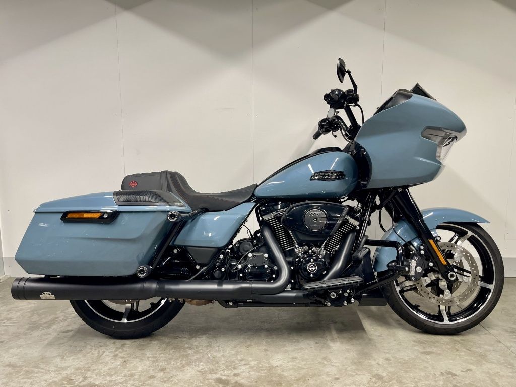  TOURING FLTRX ROAD GLIDE Met Elektronisch regelbare uitlaat