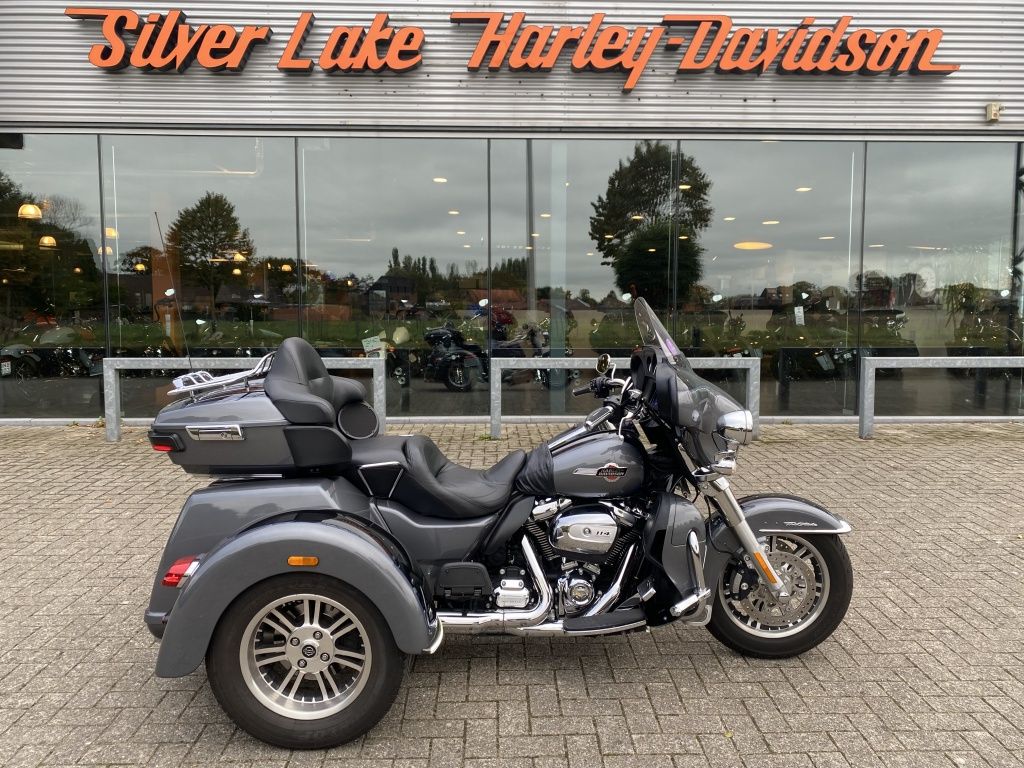  Tri Glide verkoop in opdracht van onze klant