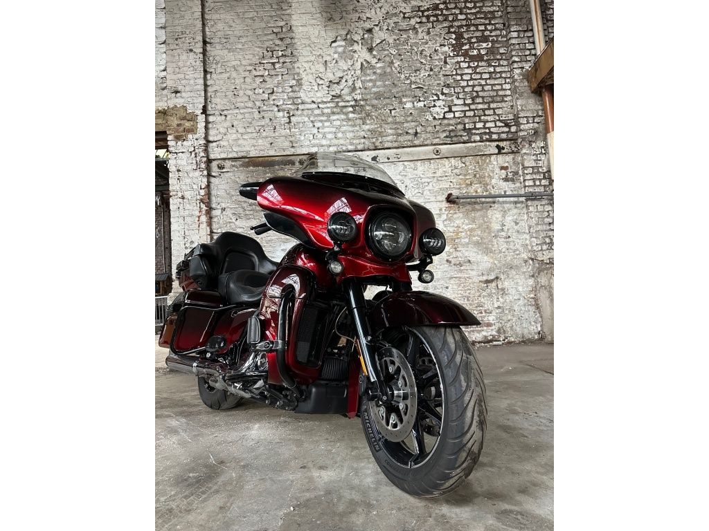  ULTRA LIMITED CVO 117 TOURING