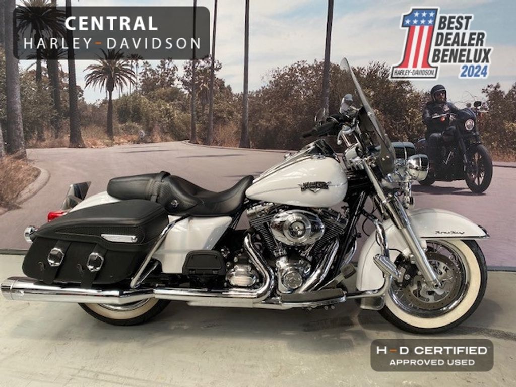  Road King 1690 FLHRC CLASSIC