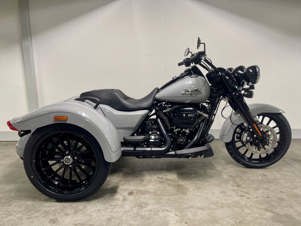  TRIKE FLRT FREEWHEELER